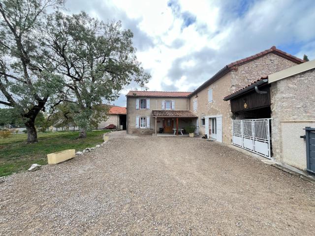 Maison 4 pièces 152 m²
