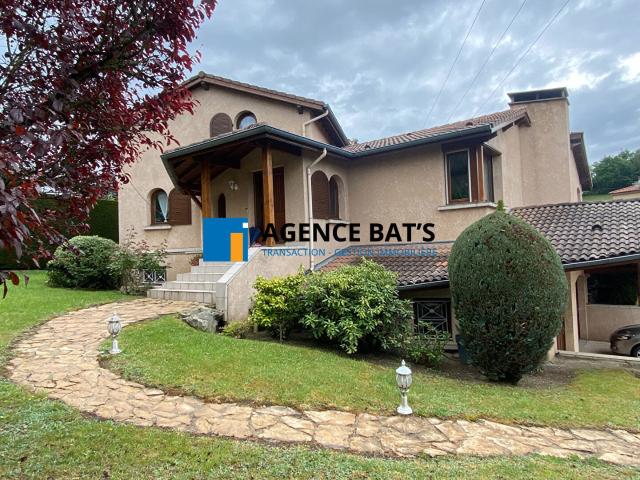 Maison 5 pièces 153 m²