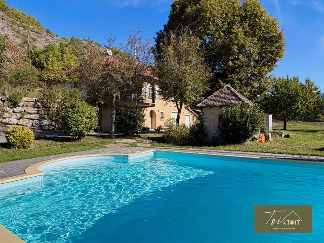 Maison 4 pièces 164 m²