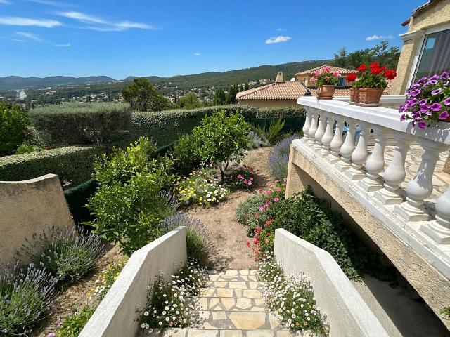 Maison 4 pièces 164 m²