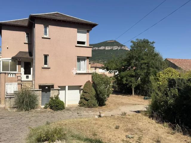Maison 4 pièces 165 m²