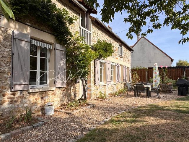 Maison 4 pièces 165 m²
