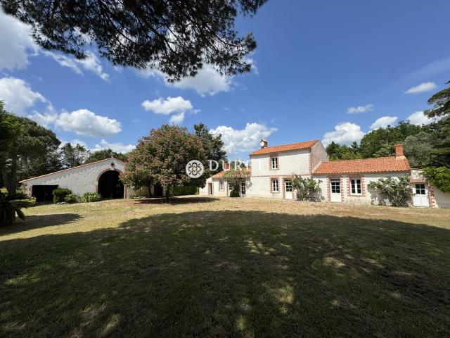 Maison 4 pièces 166 m²