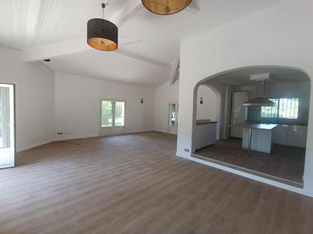 Maison 4 pièces 160 m²
