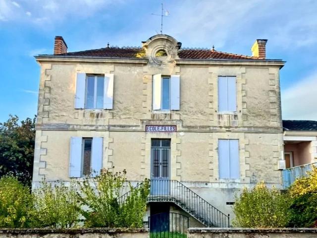 Maison 4 pièces 160 m²