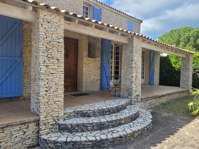 Maison 4 pièces 160 m²