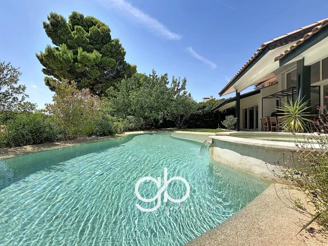 Maison 4 pièces 160 m²