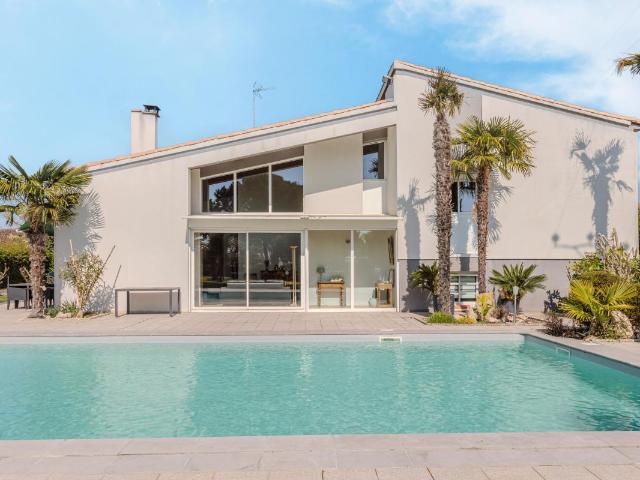 Maison 5 pièces 161 m²