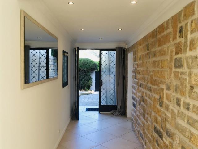 Maison 4 pièces, 163 m² à louer à Mougins 06250