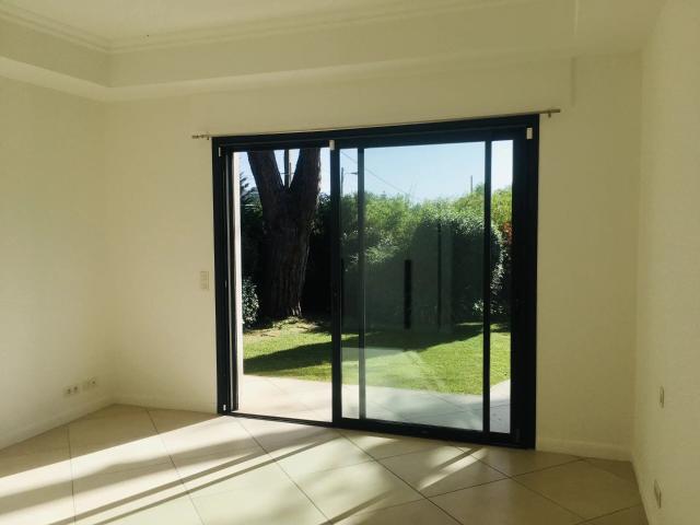 Maison 4 pièces, 163 m² à louer à Mougins 06250