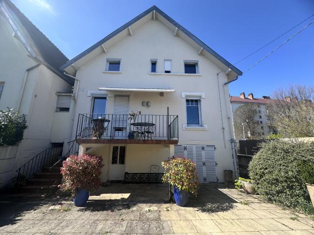 Maison 4 pièces 174 m²