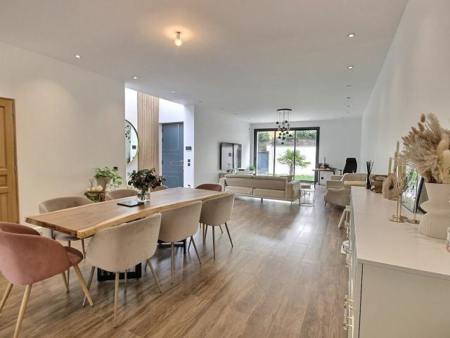 Maison 4 pièces 170 m²