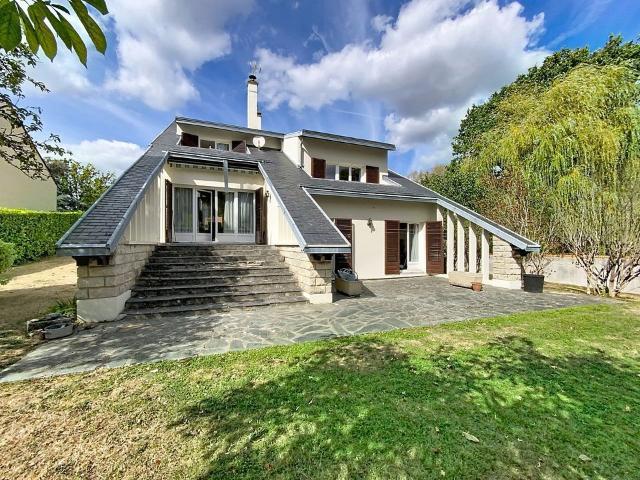 Maison 4 pièces 184 m²