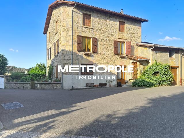 Maison 4 pièces 185 m²