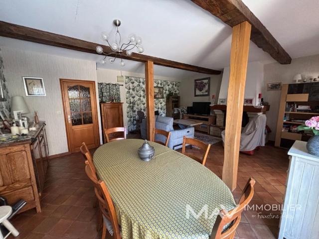 Maison 4 pièces 185 m²