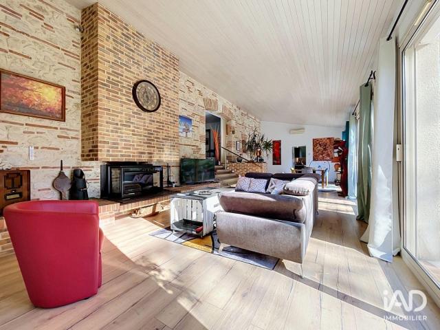 Maison 4 pièces 185 m²