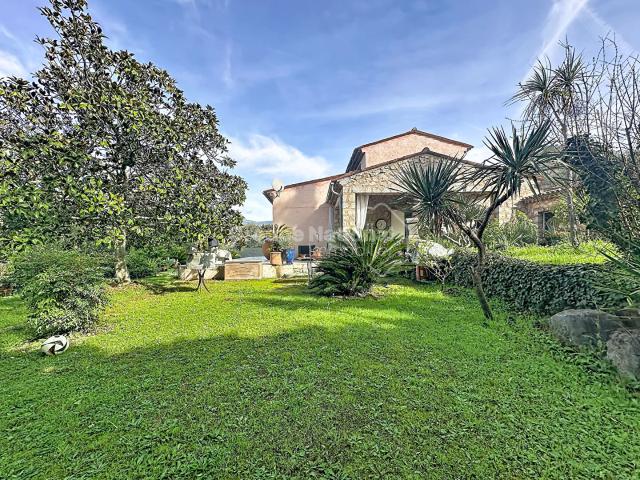 Maison 4 pièces 186 m²