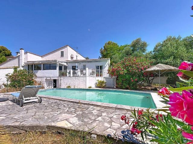 Maison 5 pièces 184 m²