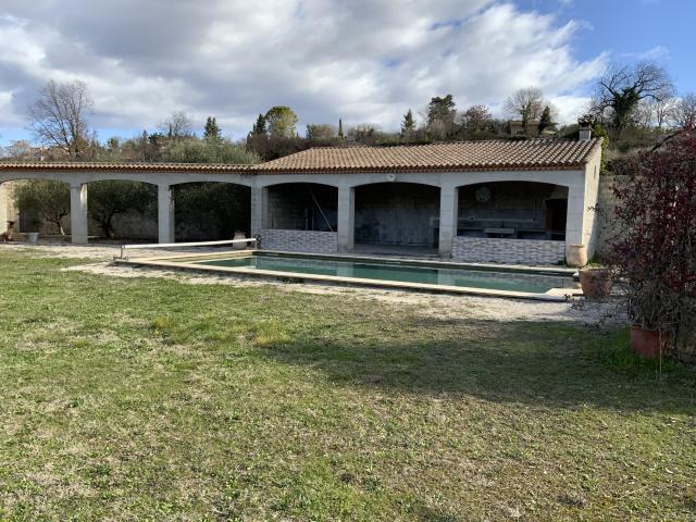 Maison 4 pièces 180 m²