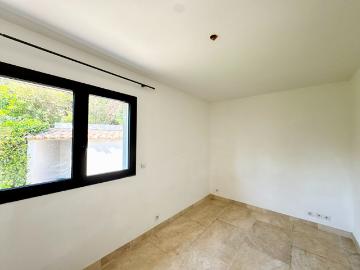 Maison 4 pièces, 180 m² à louer à Aix en Provence 13100