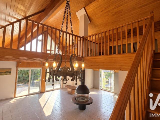 Maison 4 pièces 181 m²