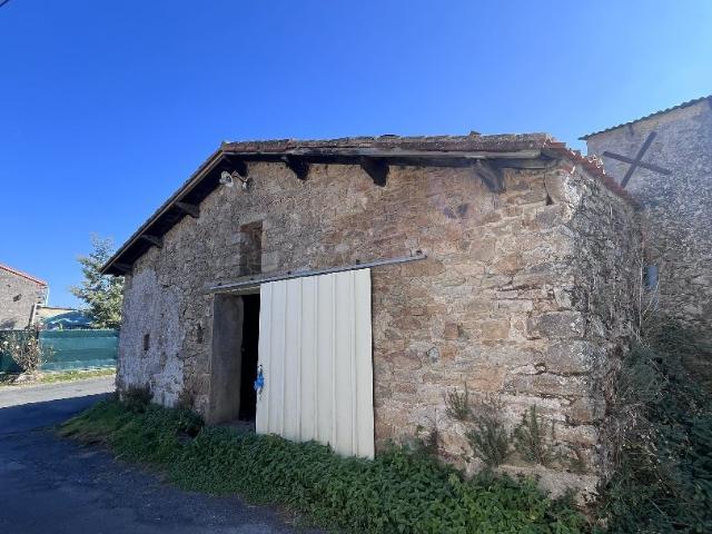 Maison 4 pièces 196 m²