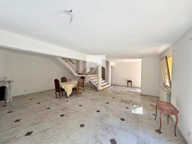 Maison 4 pièces 197 m²