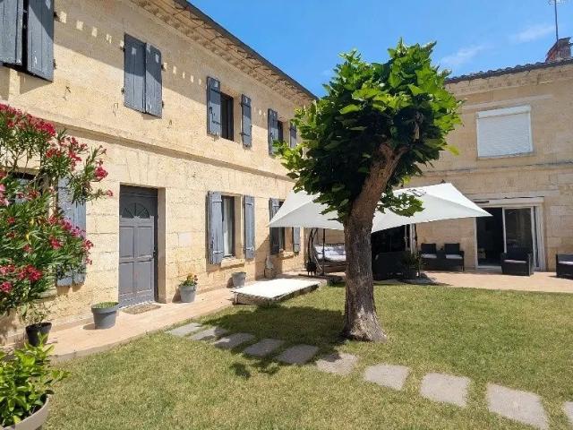 Maison 4 pièces 190 m²