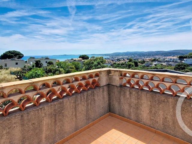 Maison 4 pièces 193 m²