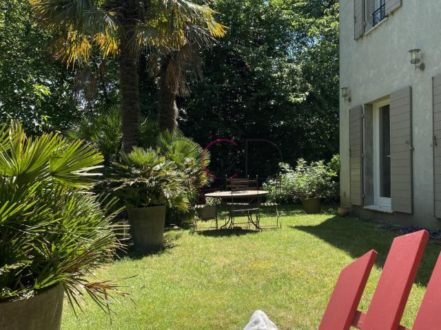 Maison 4 pièces 204 m²