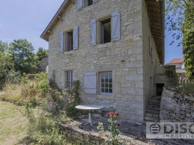 Maison 4 pièces 208 m²