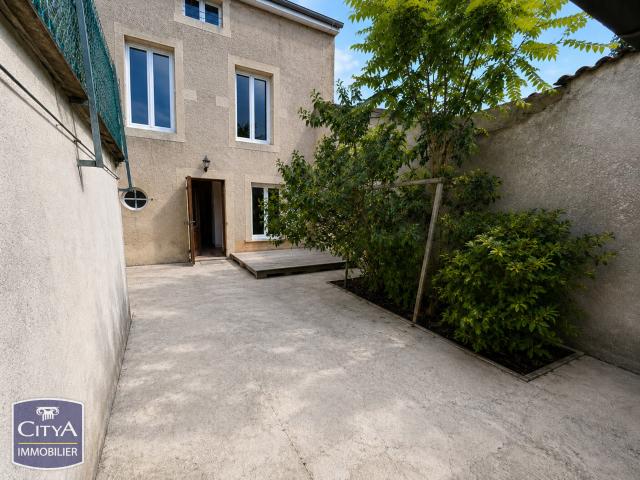 Maison 4 pièces 203 m²