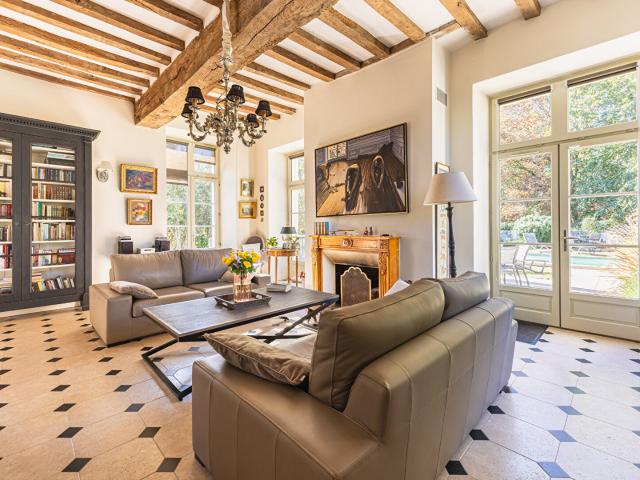 Maison 4 pièces 203 m²