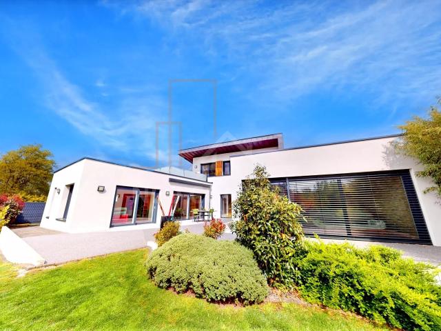 Maison 4 pièces 203 m²