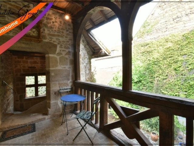 Maison 4 pièces 215 m²