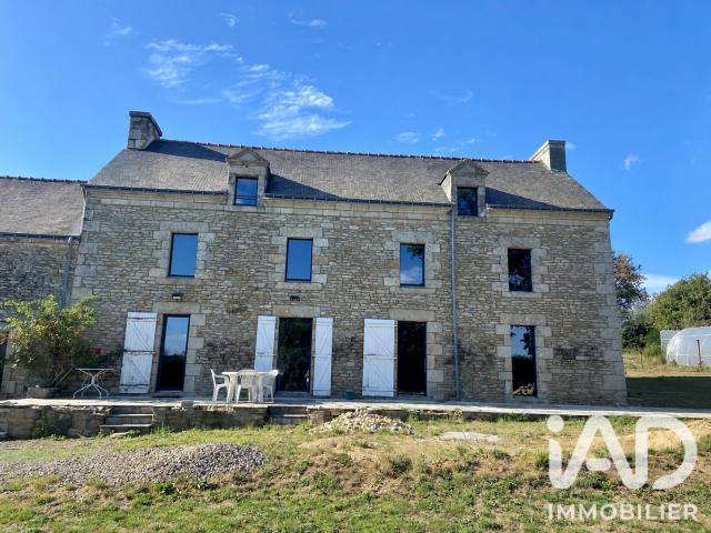 Maison 4 pièces 210 m²