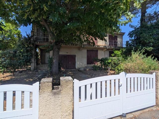 Maison 4 pièces 226 m²