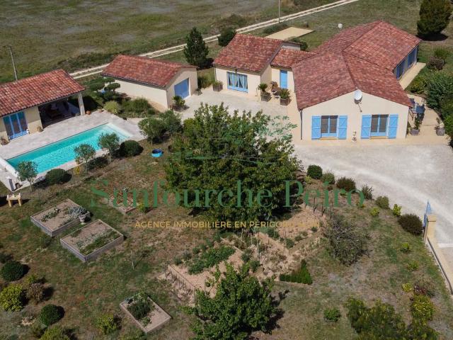 Maison 4 pièces 220 m²