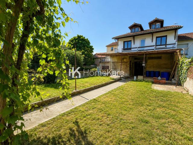 Maison 4 pièces 220 m²