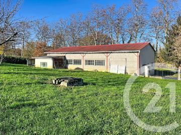 Maison 4 pièces 236 m²