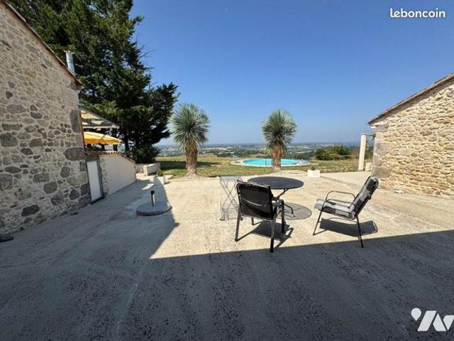 Maison 4 pièces 238 m²