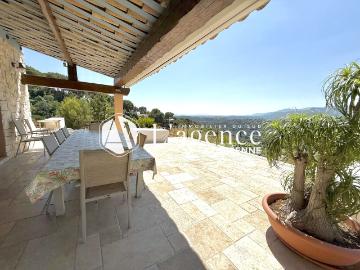 Maison 4 pièces 230 m²
