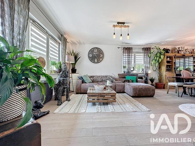 Maison 4 pièces 244 m²
