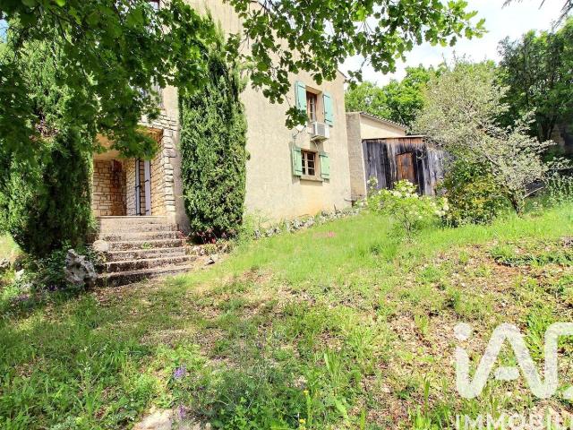 Maison 4 pièces 240 m²