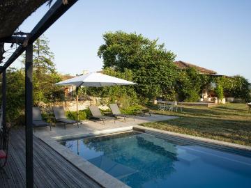 Maison 4 pièces 240 m²