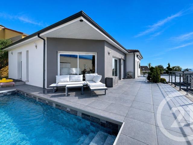 Maison 4 pièces 252 m²