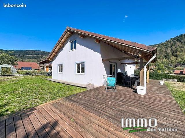Maison 4 pièces 265 m²