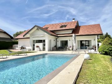Maison 6 pièces 267 m²