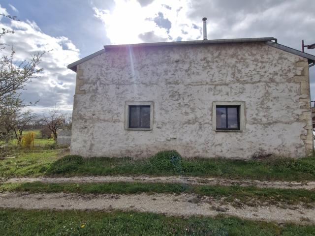 Maison 4 pièces 268 m²