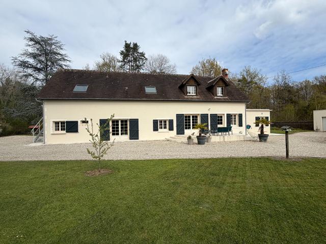 Maison 4 pièces 260 m²